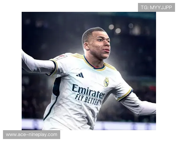 纯粹热爱足球的球星们：他们如何用激情与努力书写传奇